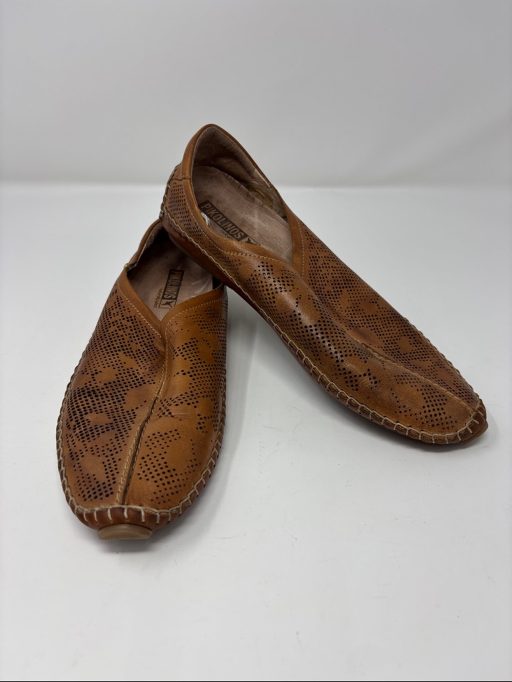 Pikolinos | 38 Perforated Tan Leather Slip-On Loafers